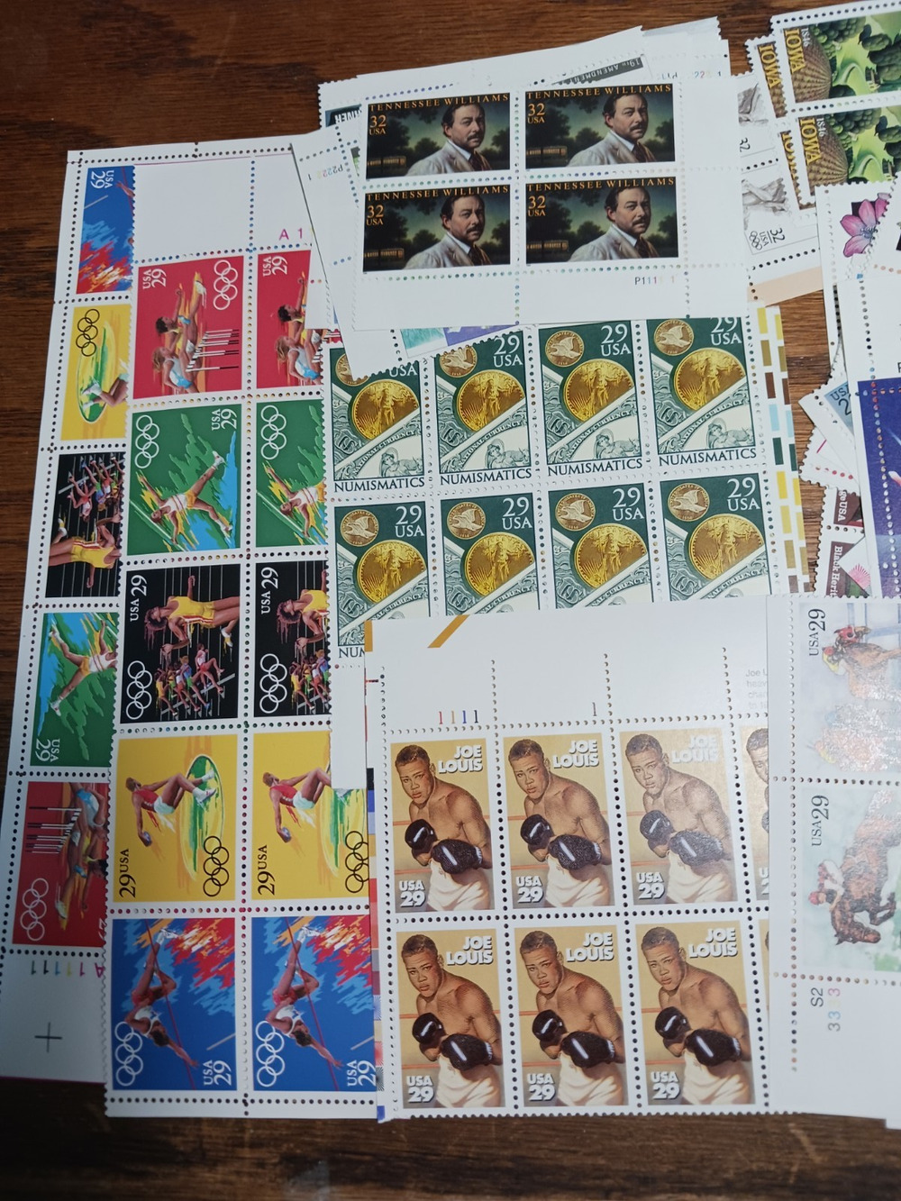 $100.00 face value assorted u.s. postage stamps unissued USPS rab3025